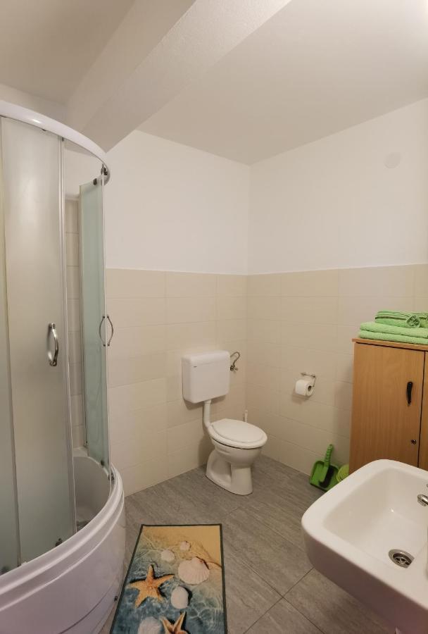 Studio Apartment Lipa Senj  Eksteriør bilde