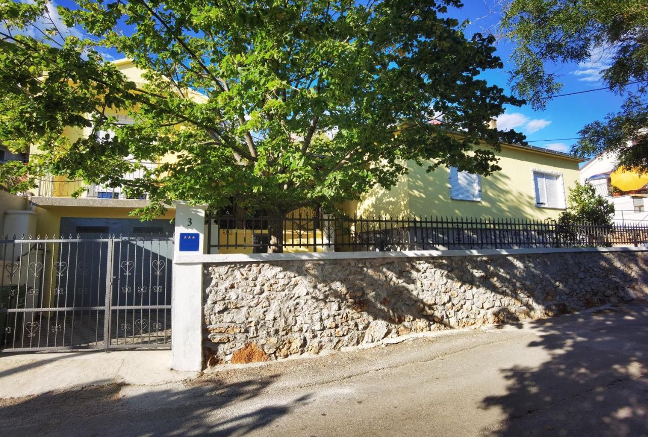 Studio Apartment Lipa Senj  Eksteriør bilde